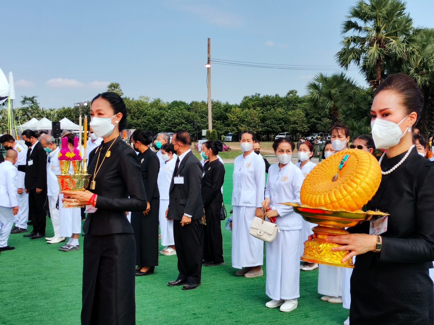 ประมวลภาพ งานพระราชทานเพลิงศพ สรพงศ์ ชาตรี