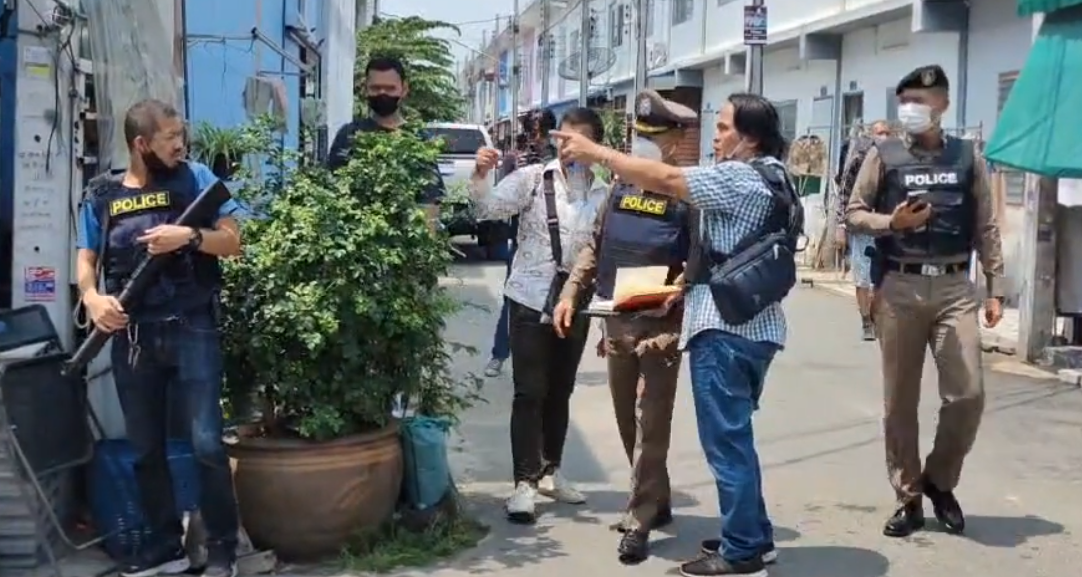 ด่วน! กราดยิงสายไหม จนท.ปิดล้อมจับกุม แนะเลี่ยงพื้นที่