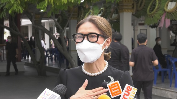 คนบันเทิงและลูกศิษย์ ร่วมส่ง คุณทมยันตี ครั้งสุดท้าย  (มีคลิป)
