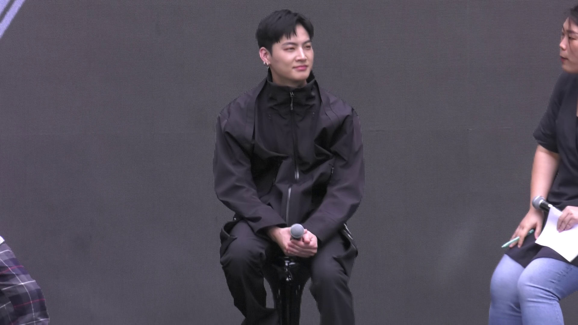 Jay B GOT7 เปิดตัวนิทรรศการอัลบั้ม Be Yourself เหล่าอากาเซ่ส่งเสียงกรี๊ดดังกระหึ่ม Jay B GOT7 เปิดตัวนิทรรศการอัลบั้ม Be Yourself เหล่าอากาเซ่ส่งเสียงกรี๊ดดังกระหึ่ม