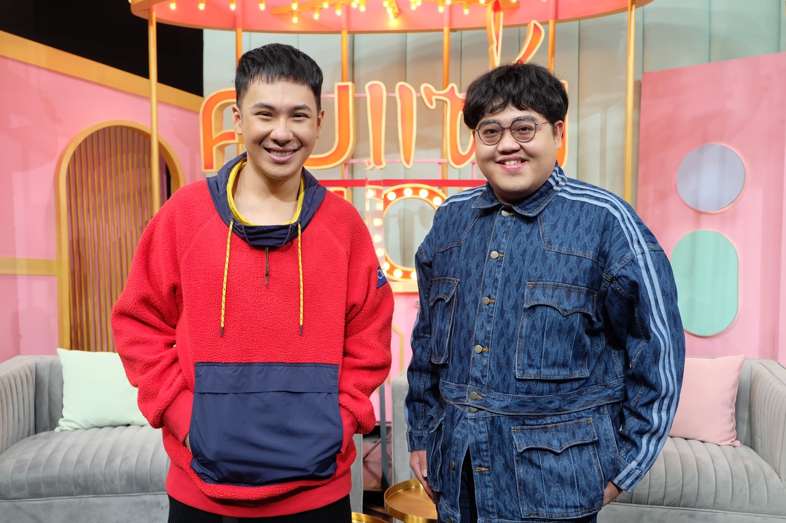 โดม-ตั้ม ผลัดกันแฉวีรกรรมแสบ เคลียร์บ้านแฟนจ้าง 1 ล้าน มีลูกก่อนแต่ง? โดม-ตั้ม ผลัดกันแฉวีรกรรมแสบ เคลียร์บ้านแฟนจ้าง 1 ล้าน มีลูกก่อนแต่ง?