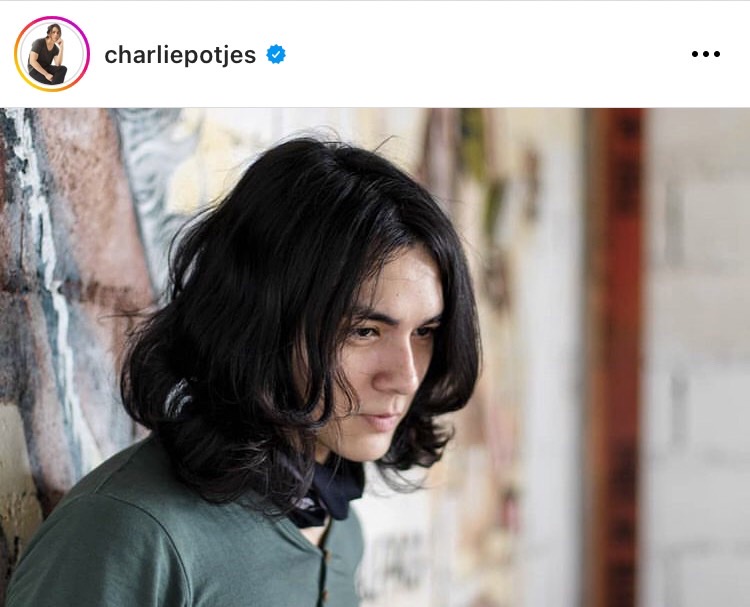 แน็ก ชาลี เล่าประสบการณ์เฉียดตายเหรียญติดคอ ร้องให้แม่ช่วยแต่แม่ดันไม่เชื่อ!