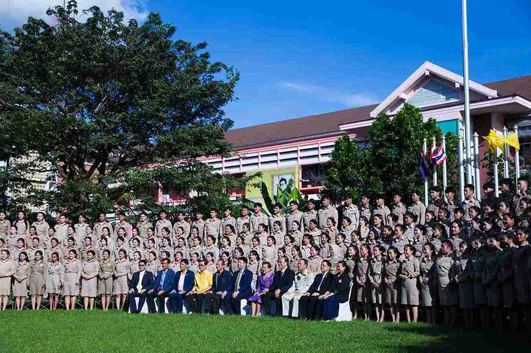 พล.ต.อ. เพิ่มพูน ปฐมนิเทศ ครูรัก(ษ์)ถิ่น รุ่น 1 กสศ.ให้เป็นครูผู้ส่งต่อโอกาสให้เด็กรุ่นต่อไป ตามนโยบายเรียนดีมีความสุข พล.ต.อ. เพิ่มพูน ปฐมนิเทศ ครูรัก(ษ์)ถิ่น รุ่น 1 กสศ.ให้เป็นครูผู้ส่งต่อโอกาสให้เด็กรุ่นต่อไป ตามนโยบายเรียนดีมีความสุข
