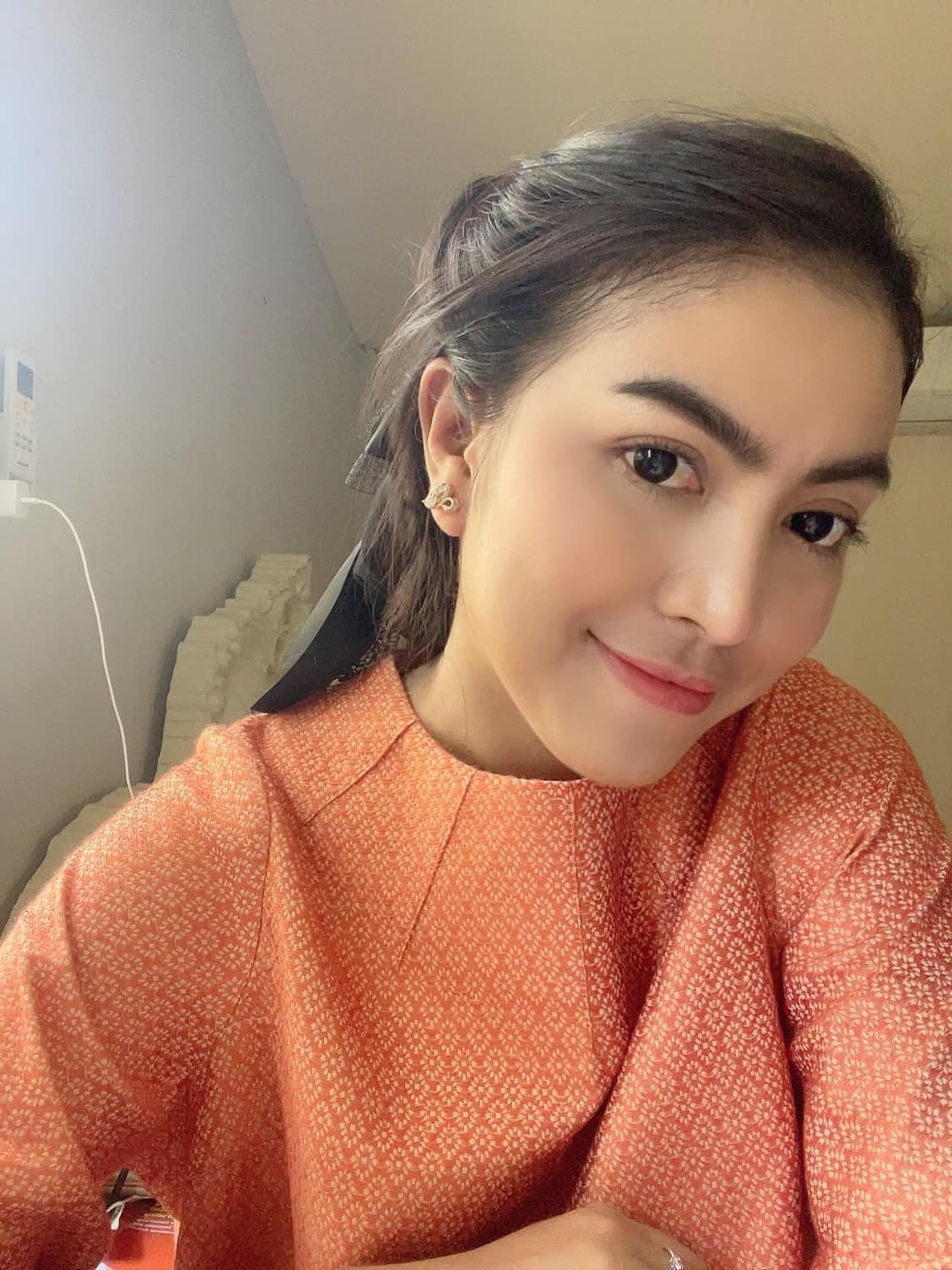 เปิดวาร์ป ‘ผู้ใหญ่เหมียว’ ผู้ใหญ่บ้านบึงกาฬสุดสวยคนดังโลกโซเชียล เปิดวาร์ป ‘ผู้ใหญ่เหมียว’ ผู้ใหญ่บ้านบึงกาฬสุดสวยคนดังโลกโซเชียล