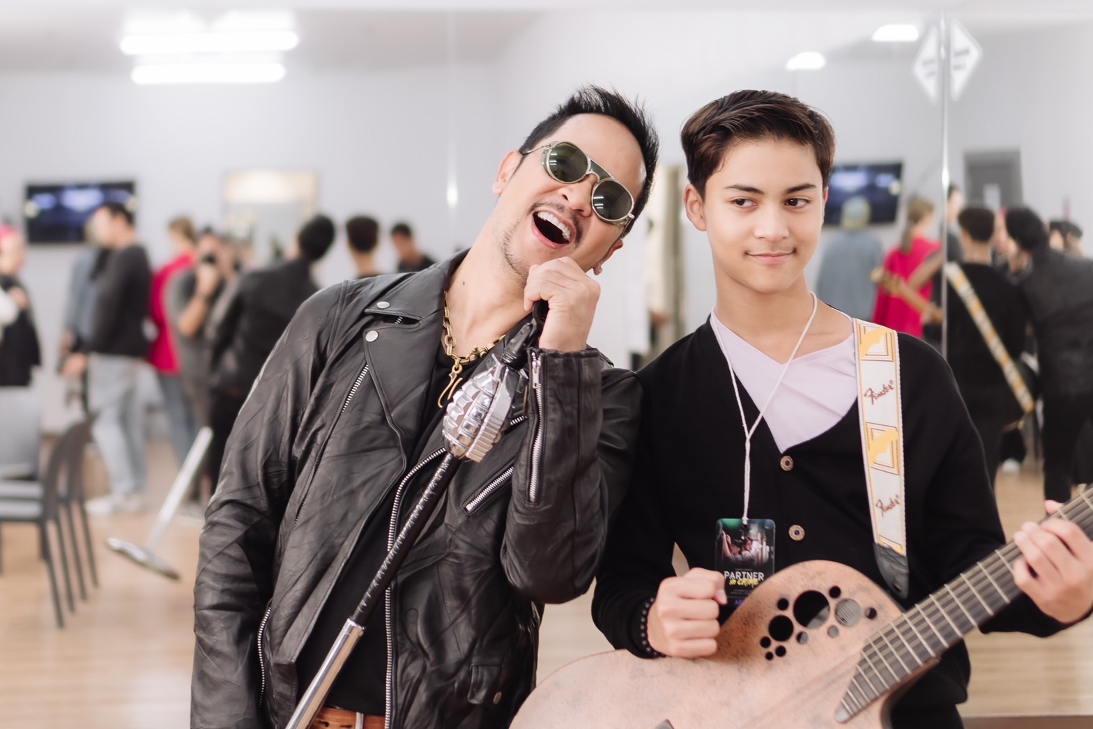 แช่ม แช่มรัมย์ ปลื้ม ขึ้นคอนเสิร์ตเซอร์ไพรส์คู่จิ้น หยิ่น - วอร์