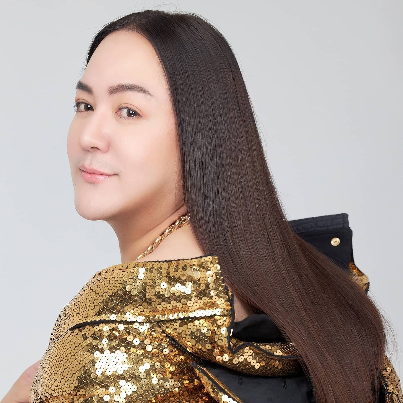 โก้ ธีรศักดิ์ สุดทน เจอคนข้างบ้านพฤติกรรมไม่เหมาะสม