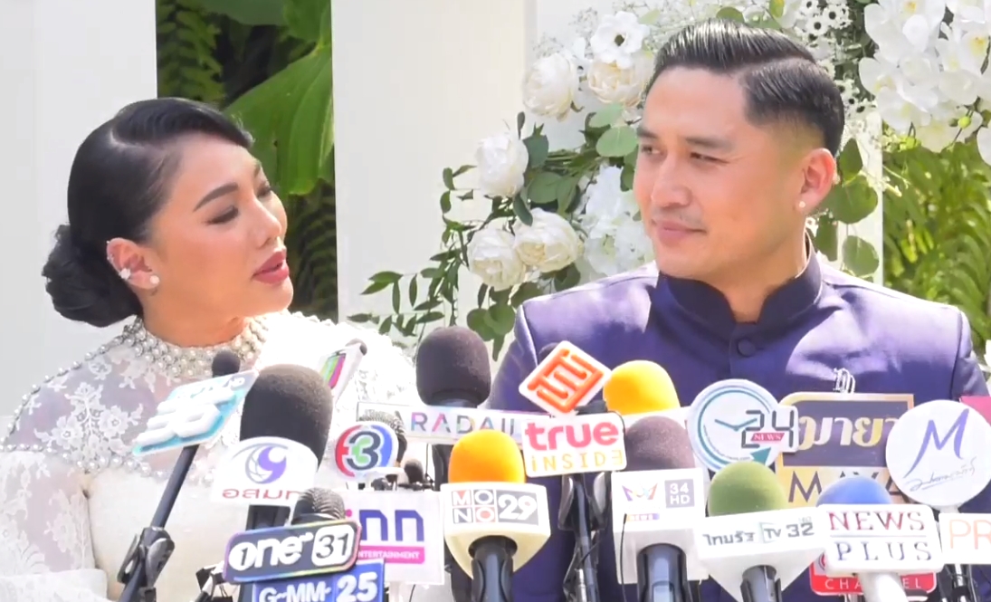 ชื่นมื่น ดา เอ็นโดรฟิน ควง เดนนิส เข้าพิธีแต่งงานแบบไทย-ยกน้ำชา แพลนมีลูกเลย ชื่นมื่น ดา เอ็นโดรฟิน ควง เดนนิส เข้าพิธีแต่งงานแบบไทย-ยกน้ำชา แพลนมีลูกเลย