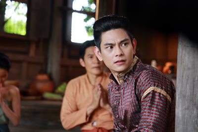 รักสามเศร้า เราสามคน “ทับทิม—ฟิล์ม-เอี๊ยง” สุดท้ายขอทำตามเสียงหัวใจ ใน “หม่อมเป็ดสวรรค์” รักสามเศร้า เราสามคน “ทับทิม—ฟิล์ม-เอี๊ยง” สุดท้ายขอทำตามเสียงหัวใจ ใน “หม่อมเป็ดสวรรค์”