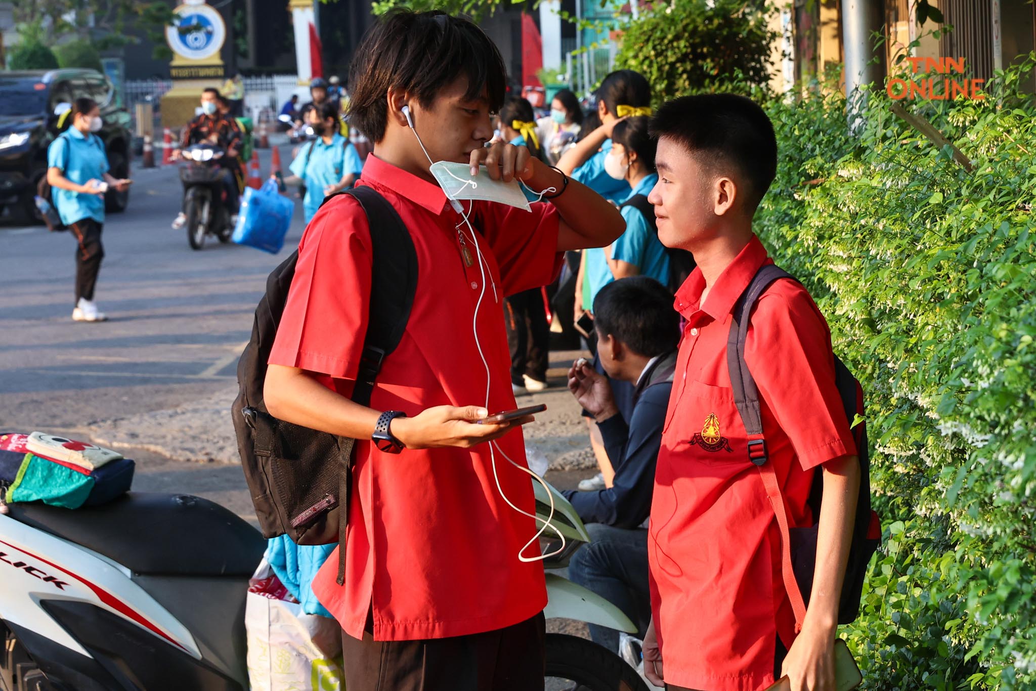 รร.วัดธาตุทอง เปิดกว้าง นร. เลือกไว้ทรงผมได้เองไม่จำกัดสิทธิ์ รร.วัดธาตุทอง เปิดกว้าง นร. เลือกไว้ทรงผมได้เองไม่จำกัดสิทธิ์