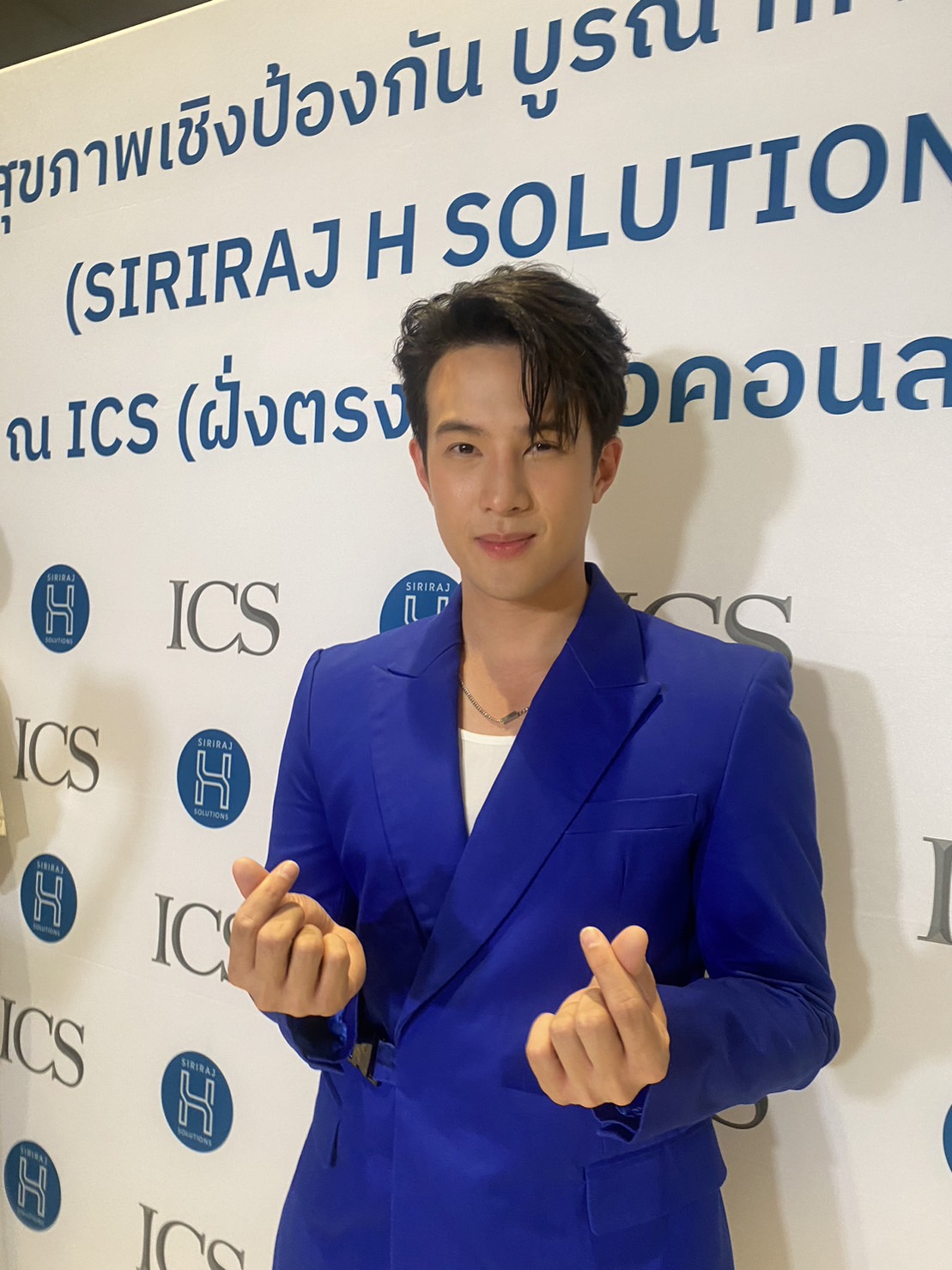 เจมส์ มาร์ เล่าโมเมนต์วันเกิด เกร็งสุด! ขอ พาย เป็นแฟนกับคุณพ่อคุณแม่ เจมส์ มาร์ เล่าโมเมนต์วันเกิด เกร็งสุด! ขอ พาย เป็นแฟนกับคุณพ่อคุณแม่