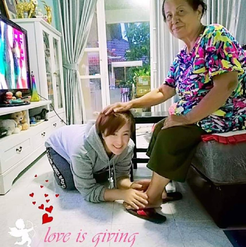 สุดเศร้า ต่าย สายธาร สูญเสียคุณแม่อันเป็นที่รัก
