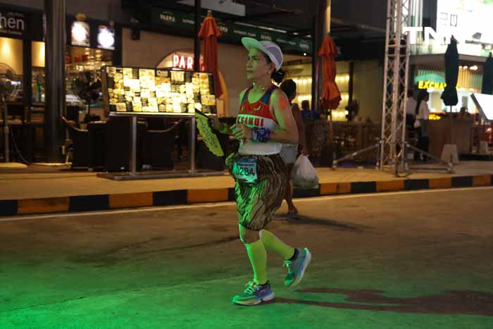 รวมนักวิ่งทั่วโลกกว่า 1,000 คน ร่วมแข่งขัน วิ่งสมุย นีออน 2024