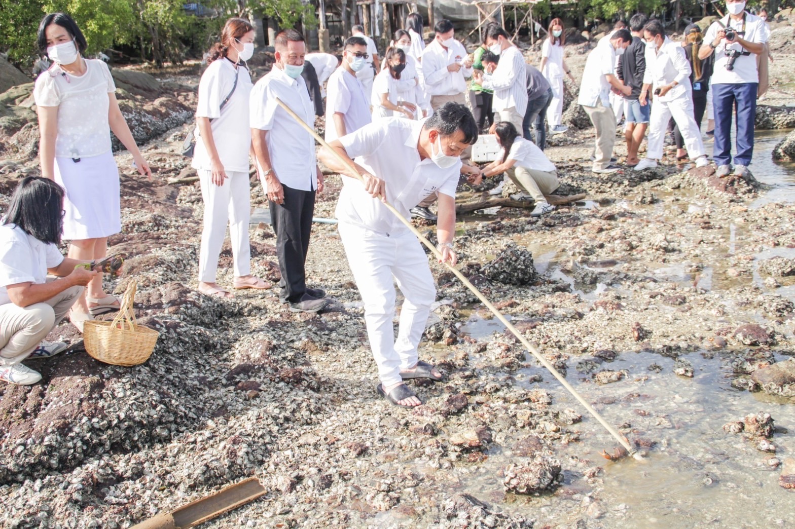 เทศบาลเมืองอ่างศิลา จัดกิจกรรมอนุรักษ์ทรัพยากรทางทะเล 