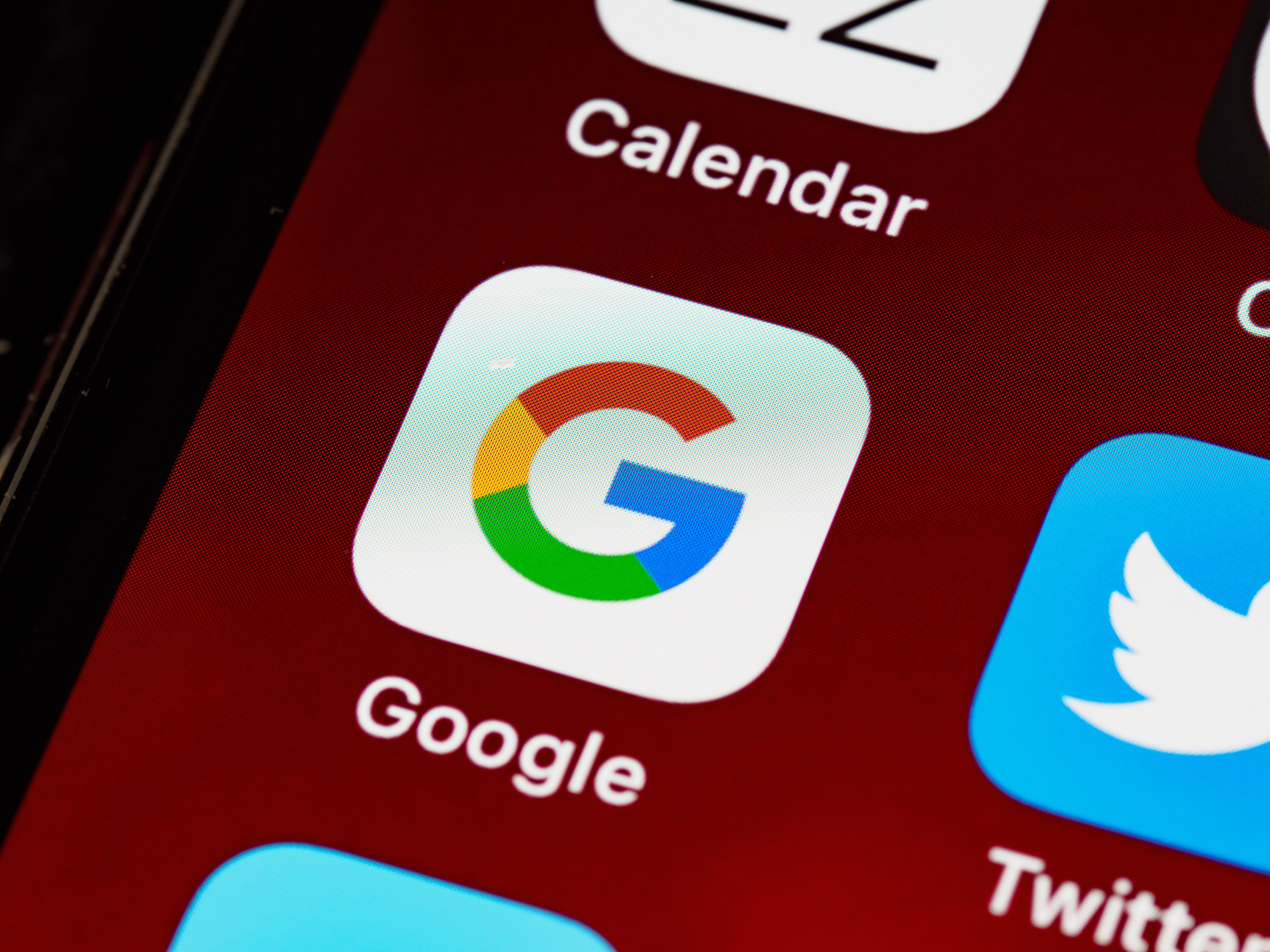 Google ยอดพุ่งดัน alphabet ทะลุเป้าในสามเดือน!