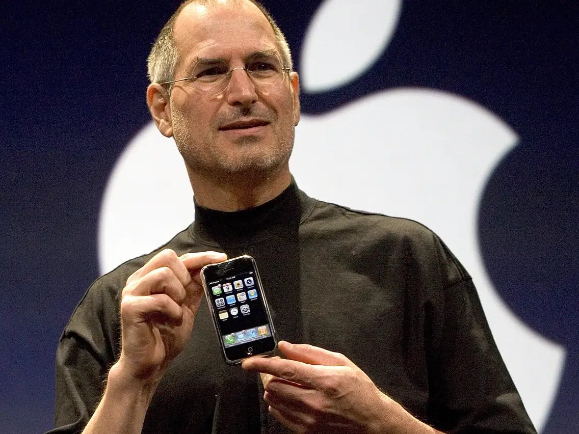 ชี้ช่องรวย ! iPhone รุ่นแรกถูกประมูลในราคา 6.4 ล้านบาท ฟาดกำไร 300 เท่า ! ชี้ช่องรวย ! iPhone รุ่นแรกถูกประมูลในราคา 6.4 ล้านบาท ฟาดกำไร 300 เท่า !
