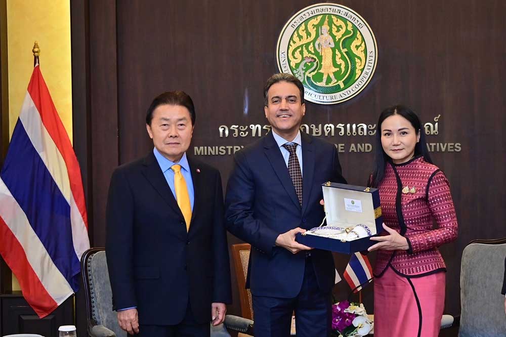 รมว.เกษตรฯ สานสัมพันธ์ทางการทูตโอมาน ส่งเสริมความร่วมมือเกษตรและประมง รมว.เกษตรฯ สานสัมพันธ์ทางการทูตโอมาน ส่งเสริมความร่วมมือเกษตรและประมง