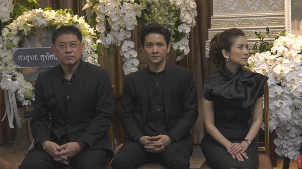 โต๋ เคียงข้าง ไบรท์ ไม่ห่าง หลังสูญเสียคุณแม่  เผยเหตุการณ์ตอนที่ สรยุทธ มาเยี่ยม (มีคลิป)