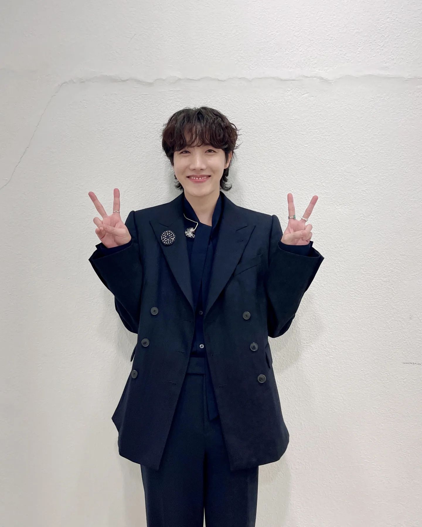 “J-hope” เตรียมเข้ากรมอย่างเป็นทางการ “BigHit” ประกาศวอนแฟนๆ อย่ารวมตัวจัดงานส่ง “J-hope” เตรียมเข้ากรมอย่างเป็นทางการ “BigHit” ประกาศวอนแฟนๆ อย่ารวมตัวจัดงานส่ง