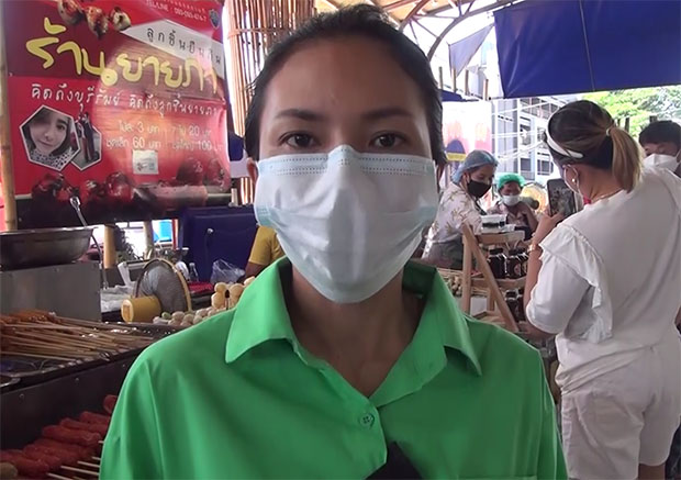 'ลิซ่าติดโควิด’แม่ค้าลูกชิ้นยืนกินบุรีรัมย์ไหว้ศาลหลักเมืองขอพรให้หายป่วย