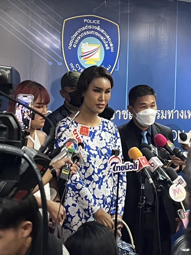 “แอนนา วรินทร” รับทราบข้อกล่าวหาปมกล่องสุ่มทิพย์ (มีคลิป)
