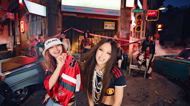 ทุบ ทุบ ทุบ!! ยูทูปยืนยัน BLACKPINK พา Pink Venom ยอดวิว 90.4 ล้าน 24 ชั่วโมงแรก ทุบ ทุบ ทุบ!! ยูทูปยืนยัน BLACKPINK พา Pink Venom ยอดวิว 90.4 ล้าน 24 ชั่วโมงแรก