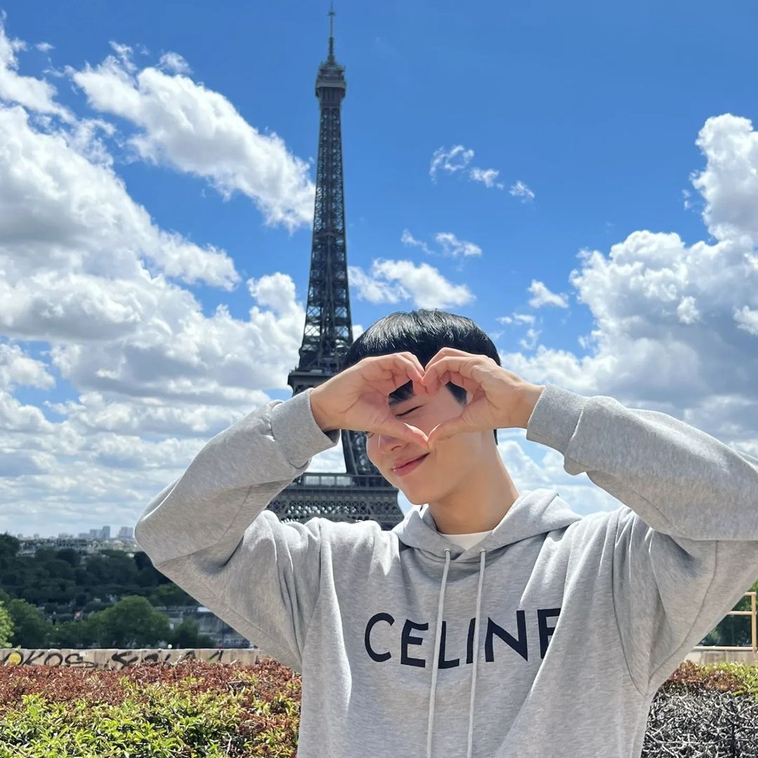 ค่าย YG ตอบแล้ว!! จ่อเซ็นพระเอกฮอต 'พัคโบกอม' เข้าสังกัดจริงหรือ? ค่าย YG ตอบแล้ว!! จ่อเซ็นพระเอกฮอต 'พัคโบกอม' เข้าสังกัดจริงหรือ?