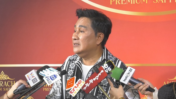 ไม่เคยกร่างใส่ใคร “เอกชัย ศรีวิชัย” ไม่ทนถ้าโดนแฟนคลับทำเกิดกว่าเหตุ  (มีคลิป)