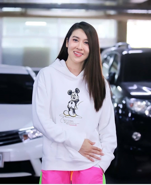 เชียร์ - นนนี่ - พุดเดิ้ล ดวงเฮงถูกลอตเตอรี่แบบจุกๆๆ เชียร์ - นนนี่ - พุดเดิ้ล ดวงเฮงถูกลอตเตอรี่แบบจุกๆๆ