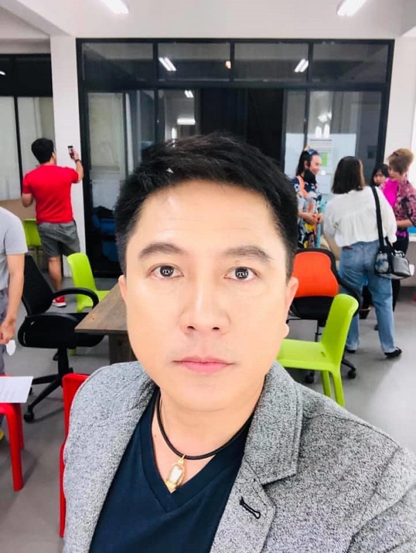 “เท่ห์ อุเทน” เผยเป็นเรื่องแซวเล่น แต่ยินดีบริจาคสเปิร์ม ให้ “ฝน” หากต้องการ (มีคลิป) “เท่ห์ อุเทน” เผยเป็นเรื่องแซวเล่น แต่ยินดีบริจาคสเปิร์ม ให้ “ฝน” หากต้องการ (มีคลิป)