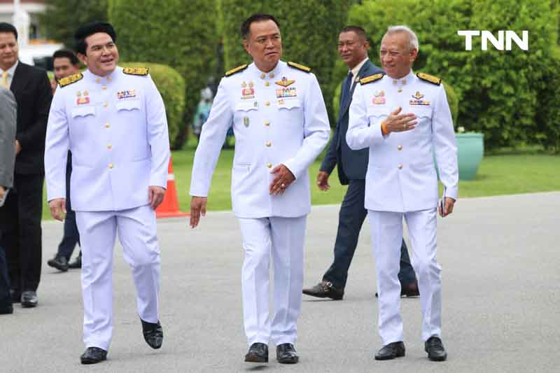 นายกฯ นำคณะรัฐมนตรีชุดใหม่ เข้าเฝ้าฯ ถวายสัตย์ปฏิญาณ ก่อนเข้ารับหน้าที่ นายกฯ นำคณะรัฐมนตรีชุดใหม่ เข้าเฝ้าฯ ถวายสัตย์ปฏิญาณ ก่อนเข้ารับหน้าที่