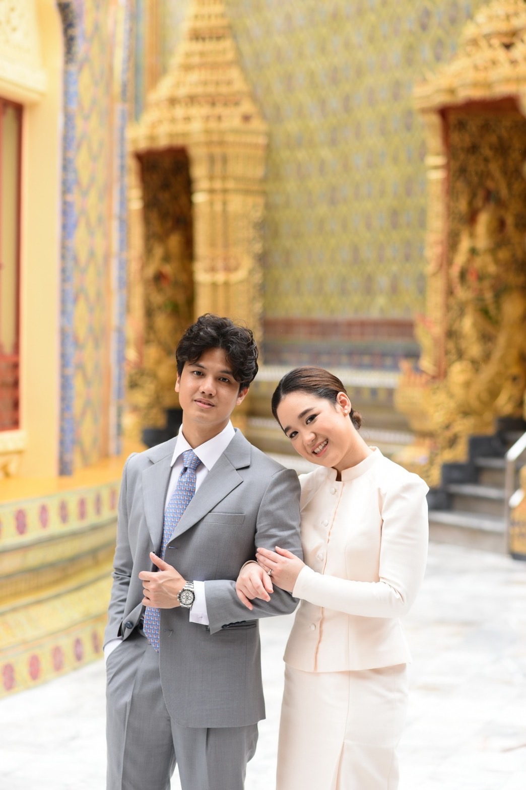 ดี้ ปัทมา สุดปลื้ม!! ลูกสาว พร้อมว่าที่เจ้าบ่าว เข้าเฝ้าสมเด็จพระสังฆราช รับประทานน้ำพุทธมนต์ ดี้ ปัทมา สุดปลื้ม!! ลูกสาว พร้อมว่าที่เจ้าบ่าว เข้าเฝ้าสมเด็จพระสังฆราช รับประทานน้ำพุทธมนต์