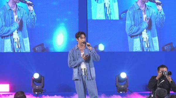 “ฟิล์ม-แจม” เตรียมจัดแฟนมีตติ้ง ปัดอัพค่าตัวพุ่งสูง   (มีคลิป)
