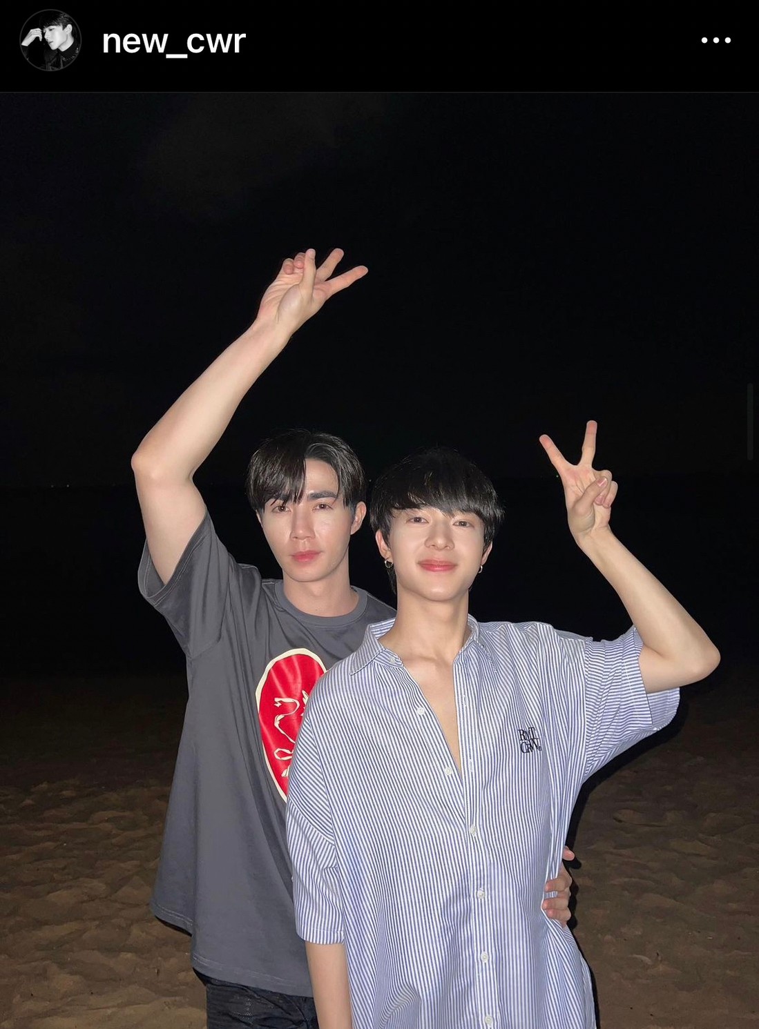 ซี-นุนิว เผยโมเมนต์ควงคู่ดินเนอร์สุดหวาน ครบรอบ 2 ปีที่รู้จักกัน ซี-นุนิว เผยโมเมนต์ควงคู่ดินเนอร์สุดหวาน ครบรอบ 2 ปีที่รู้จักกัน