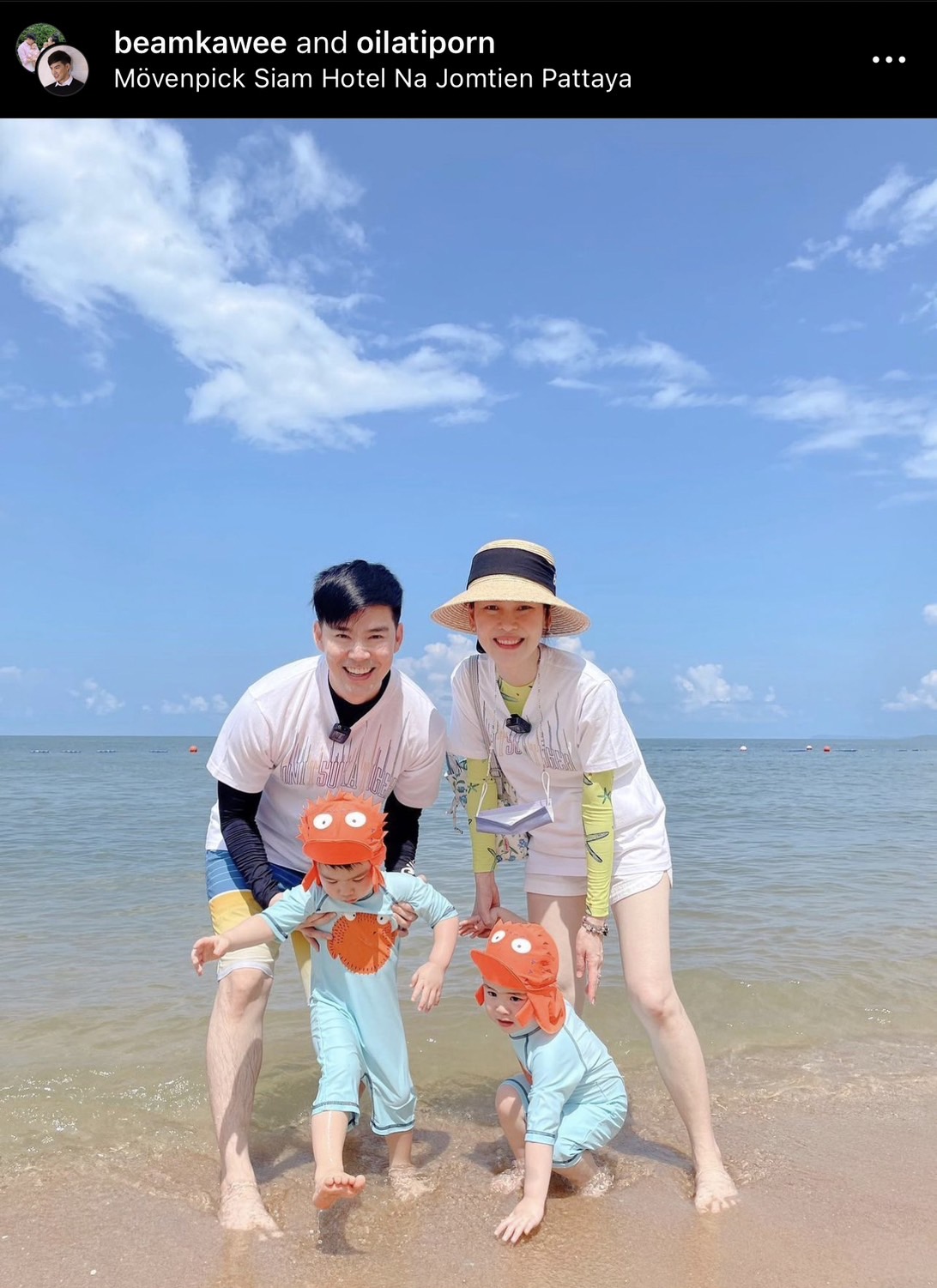 ดราม่า! แฟนคลับพุ่งจับมือ น้องธีร์ ลูกชาย บีม กวี ตกใจจนสะบัดมือทิ้ง ดราม่า! แฟนคลับพุ่งจับมือ น้องธีร์ ลูกชาย บีม กวี ตกใจจนสะบัดมือทิ้ง