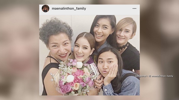 “เพื่อนรัก - รักเพื่อน”   (มีคลิป)