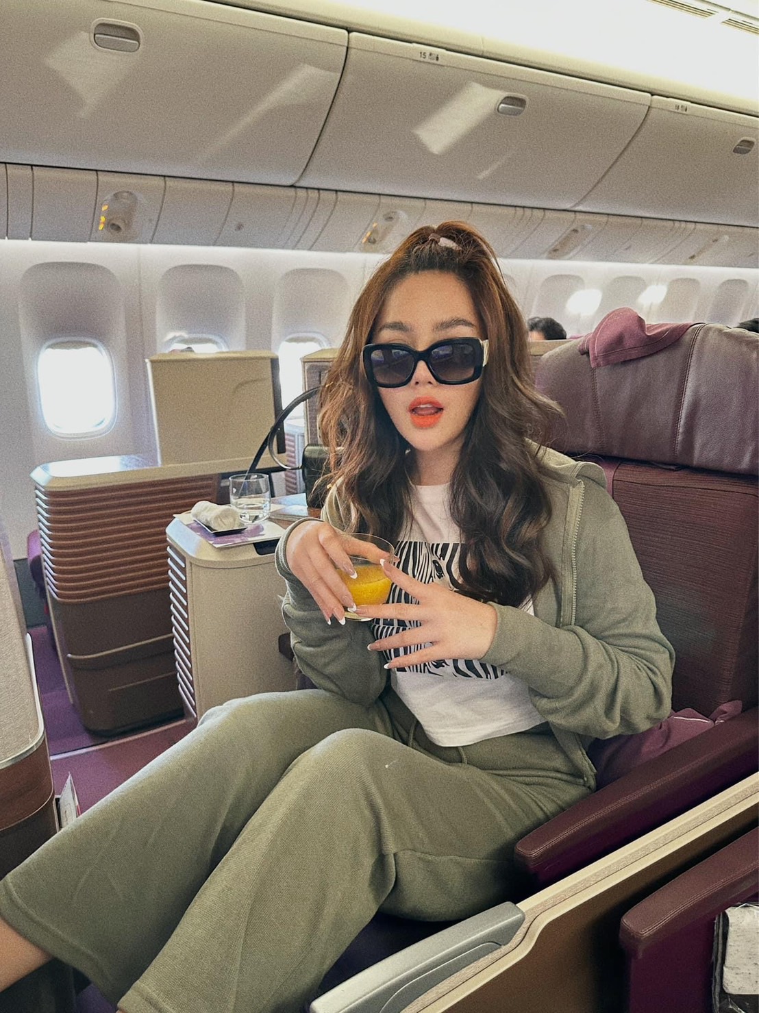 เห็นข่าวแล้วหัวจะปวด! เส้นด้าย สอดอ Style โพสต์ร่ายยาวชี้แจงปมถูกตรวจค้นบริษัท เห็นข่าวแล้วหัวจะปวด! เส้นด้าย สอดอ Style โพสต์ร่ายยาวชี้แจงปมถูกตรวจค้นบริษัท