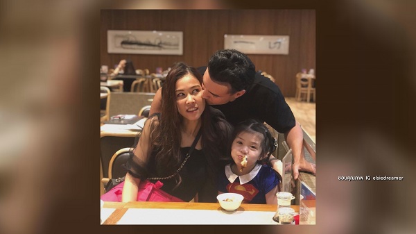 ตั๊ก บริบูรณ์ โต้ให้เงินเดือนภรรยาใช้ 1 ล้าน ลั่นรักเมียที่สุด (มีคลิป) ตั๊ก บริบูรณ์ โต้ให้เงินเดือนภรรยาใช้ 1 ล้าน ลั่นรักเมียที่สุด (มีคลิป)
