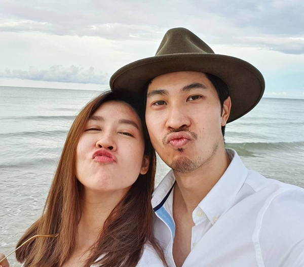 เชียร์ ฑิฆัมพร ควง บิ๊ก ธนพนธ์ เปิดใจเรื่องแต่งงาน เชียร์ ฑิฆัมพร ควง บิ๊ก ธนพนธ์ เปิดใจเรื่องแต่งงาน