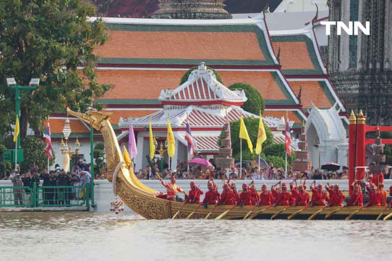 ซ้อมใหญ่เสมือนจริงครั้งแรก ขบวนพยุหยาตราทางชลมารค ในพระราชพิธีเสด็จพระราชดำเนินถวายผ้าพระกฐิน ณ วัดอรุณราชวรารามราชวรวิหาร ซ้อมใหญ่เสมือนจริงครั้งแรก ขบวนพยุหยาตราทางชลมารค ในพระราชพิธีเสด็จพระราชดำเนินถวายผ้าพระกฐิน ณ วัดอรุณราชวรารามราชวรวิหาร