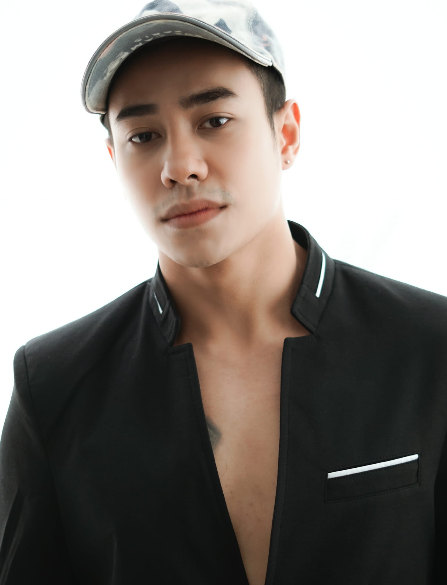 มิตร มิตรชัย” แฮปปี้ชีวิตหลังบวช พร้อมเริ่มต้นชีวิตใหม่ มิตร มิตรชัย” แฮปปี้ชีวิตหลังบวช พร้อมเริ่มต้นชีวิตใหม่