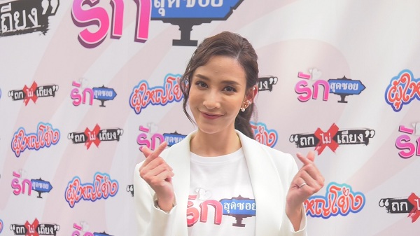 “แจมมี่” เจอโรคจิตคุกคามชีวิตนานกว่า 5 ปี (มีคลิป) “แจมมี่” เจอโรคจิตคุกคามชีวิตนานกว่า 5 ปี (มีคลิป)