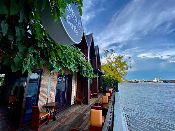 15 คาเฟ่ถ่ายรูปสวยในกรุงเทพฯ ห้ามพลาดไปเช็กอิน 15 คาเฟ่ถ่ายรูปสวยในกรุงเทพฯ ห้ามพลาดไปเช็กอิน