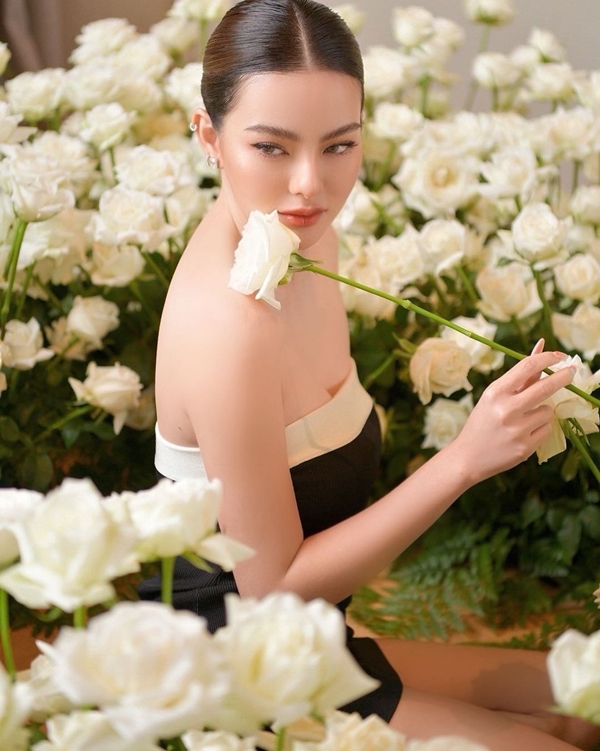 ดิว อริสรา ฟ้อง 10 ล้าน!! เบล บุษยา ข้อหาหมิ่นประมาท ดิว อริสรา ฟ้อง 10 ล้าน!! เบล บุษยา ข้อหาหมิ่นประมาท