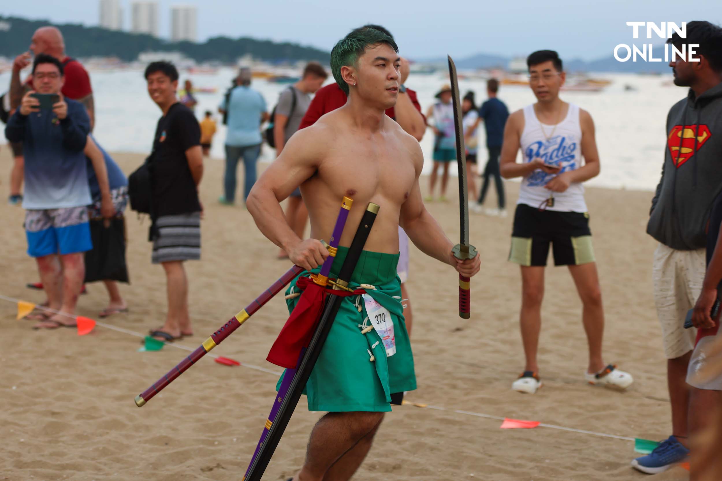 ใส่บิกินีอวดหุ่นสวย นักวิ่งกว่า 4,000 คน ร่วมวิ่งริมหาดพัทยา
