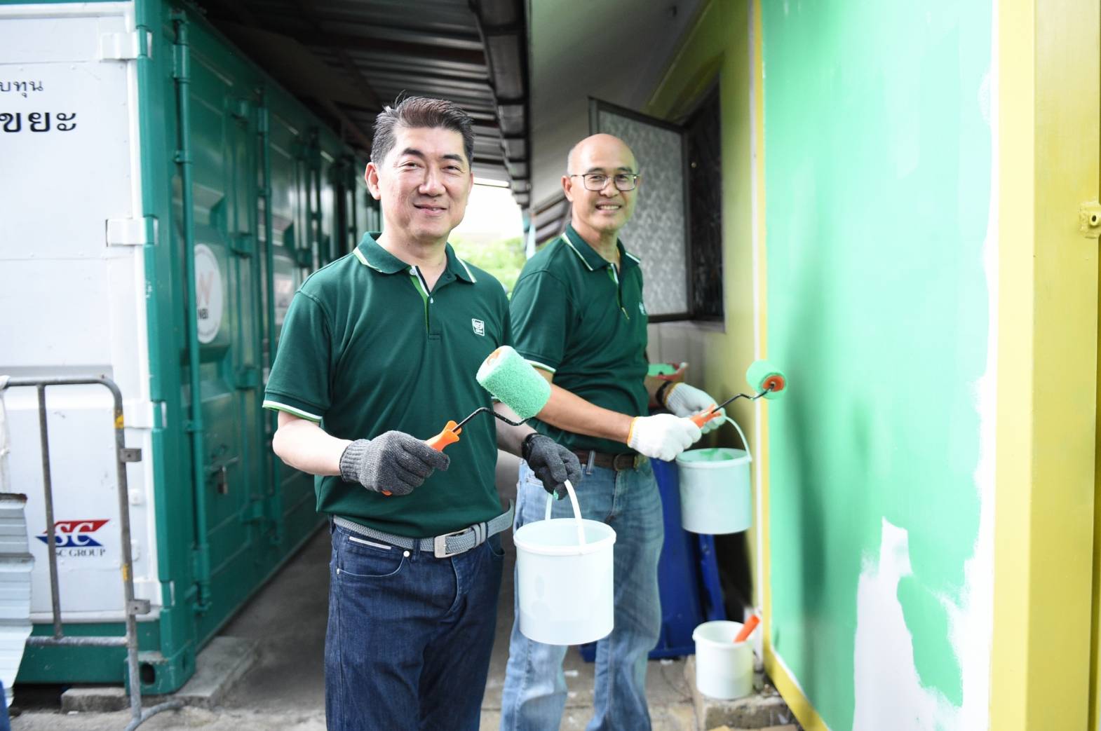 พนักงานจิตอาสา CPF  ส่งมอบน้ำใจและกำลังใจให้ครูเชาว์ เติมเต็มสิ่งดีๆ เพื่อสังคม