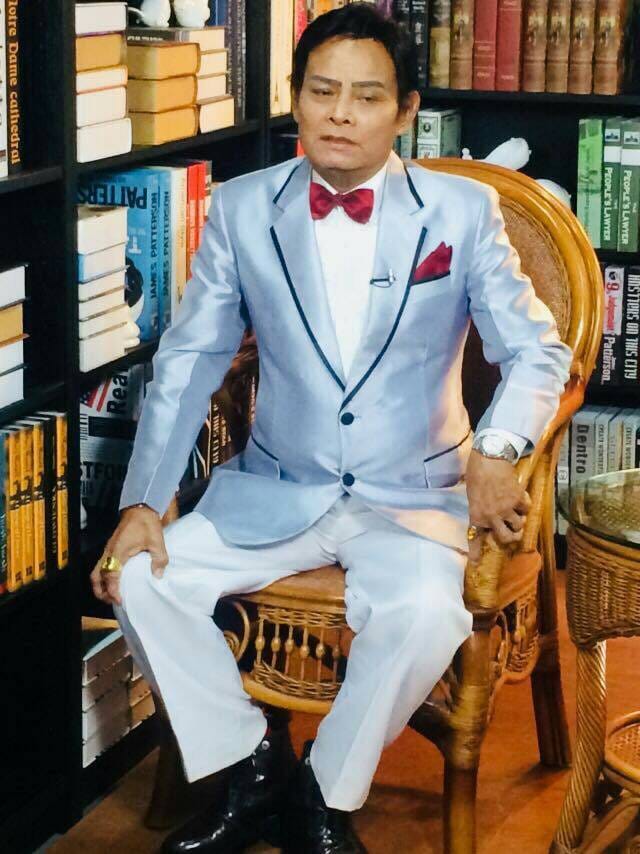 ผจก.แจง แสงสุรีย์ รุ่งโรจน์ ยังรู้สึกตัวดี หลังเจอลือมั่วติดโควิดเสียชีวิต ผจก.แจง แสงสุรีย์ รุ่งโรจน์ ยังรู้สึกตัวดี หลังเจอลือมั่วติดโควิดเสียชีวิต