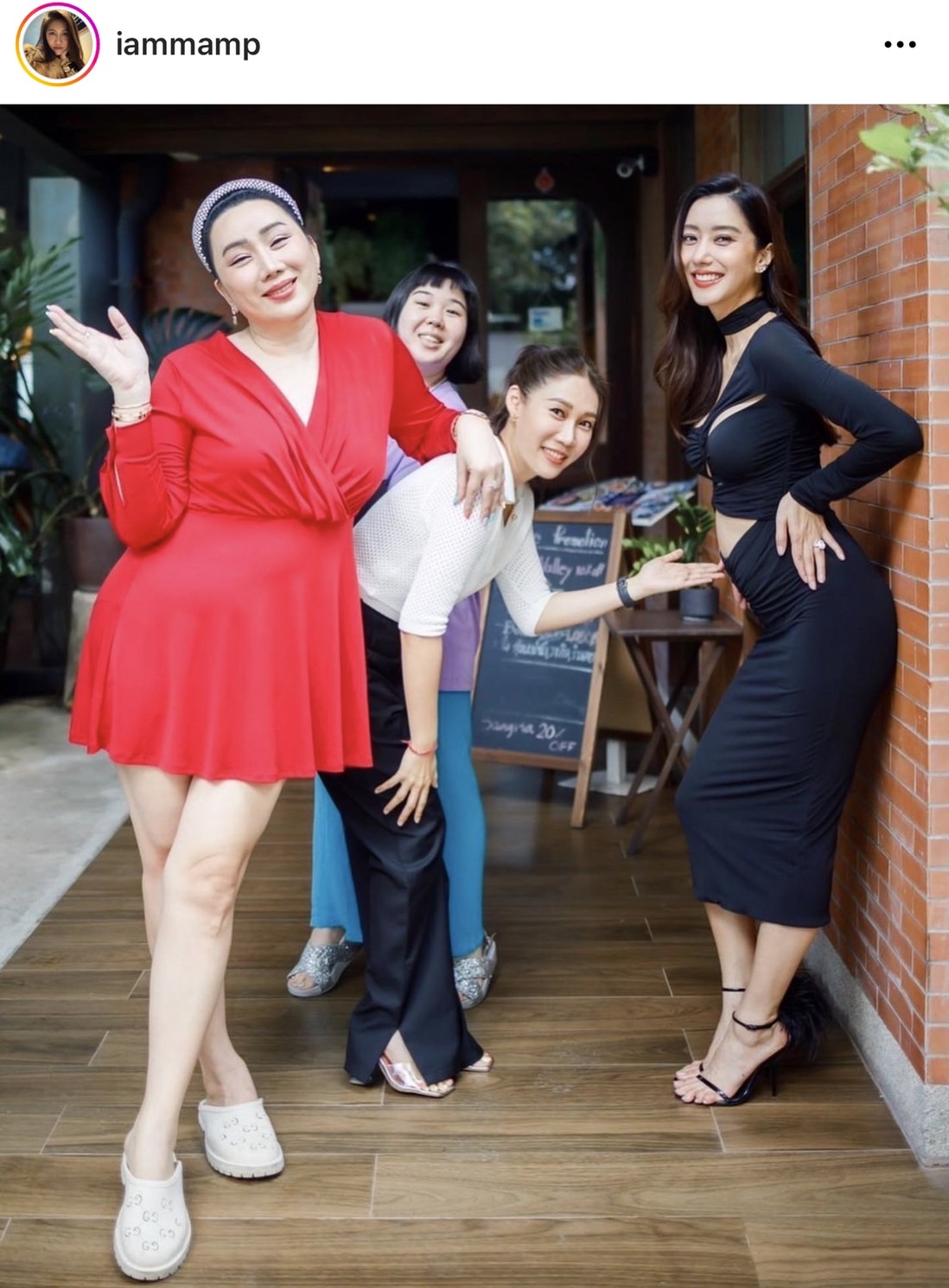 ขึ้นแท่นว่าที่คุณแม่ป้ายแดง ไอซ์ อภิษฎา ประกาศข่าวดีท้องแล้วจ้า ขึ้นแท่นว่าที่คุณแม่ป้ายแดง ไอซ์ อภิษฎา ประกาศข่าวดีท้องแล้วจ้า