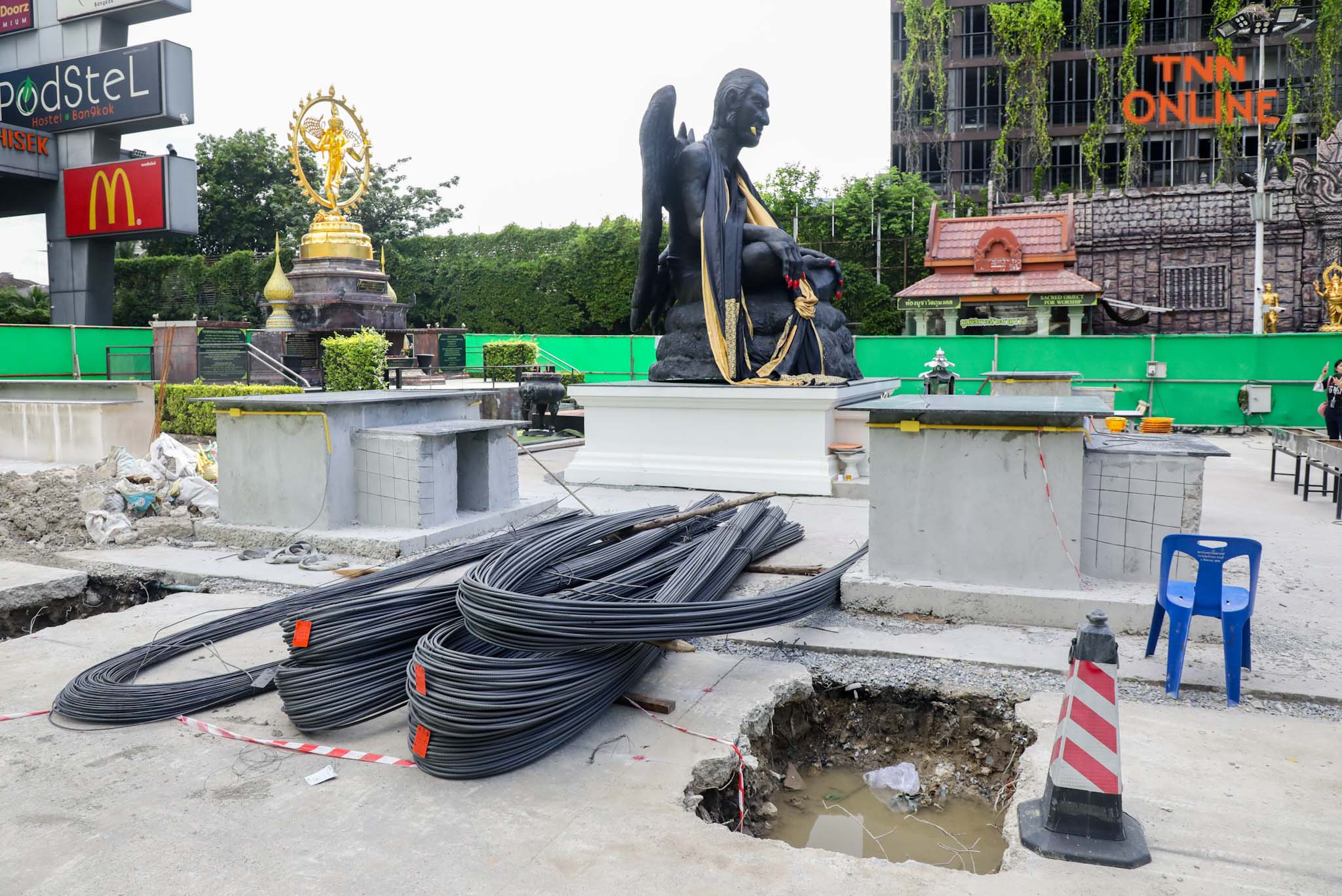 รร. ย้าย ”ครูกายแก้ว” ไม่ได้ ติดสัญญาเช่า 20 ปี พร้อมสร้างโดมครอบ รร. ย้าย ”ครูกายแก้ว” ไม่ได้ ติดสัญญาเช่า 20 ปี พร้อมสร้างโดมครอบ