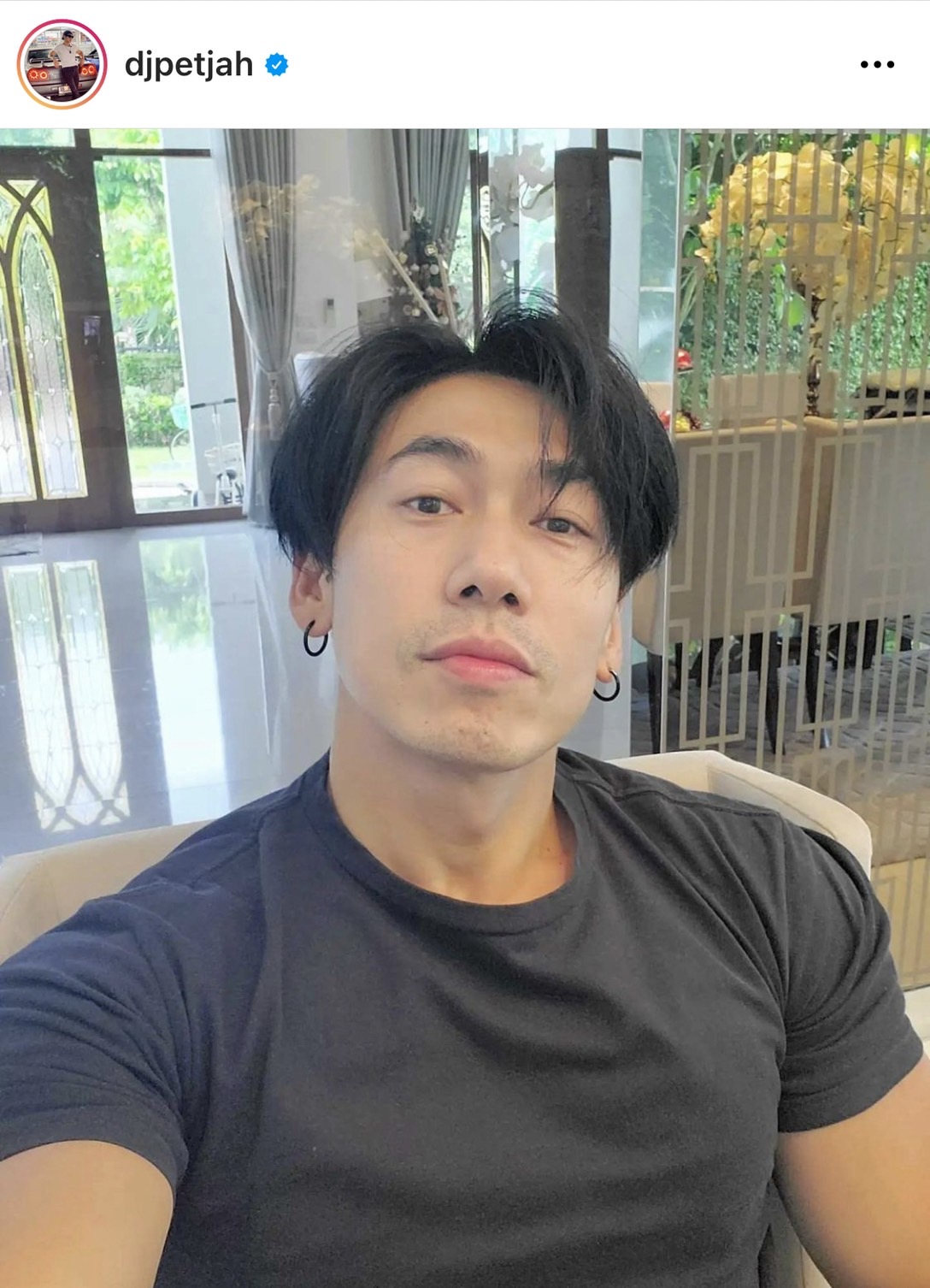 เพชรจ้า เปลี่ยนลุคใหม่เป็นโอปป้าสุดอบอุ่น ด้านแฟนคลับแห่ทักเพียบ