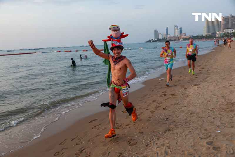 ทะเลลุกเป็นไฟ นักวิ่งกว่า 5,000 คน วิ่งบิกินี่ริมหาดพัทยา ทะเลลุกเป็นไฟ นักวิ่งกว่า 5,000 คน วิ่งบิกินี่ริมหาดพัทยา